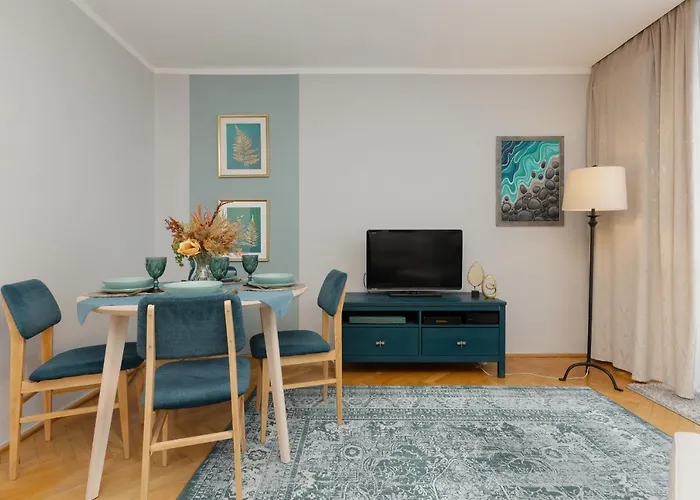 Cozy Two-bedroom Mokotow By Renters Warszawa