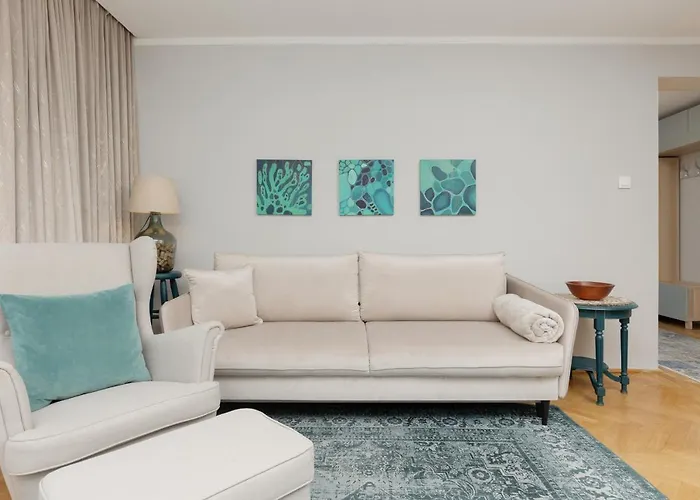 Cozy Two-bedroom Mokotow By Renters Lejlighed
