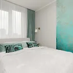 Διαμέρισμα Cozy Two-bedroom Mokotow By Renters